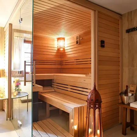Castle & Wellness *