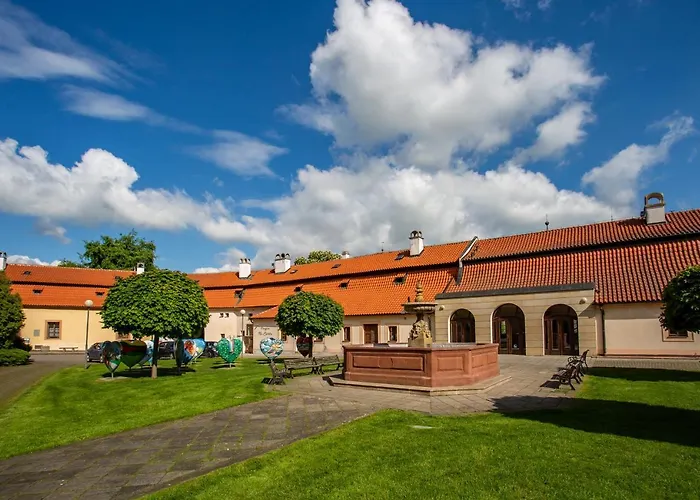 Castle & Wellness Pensión