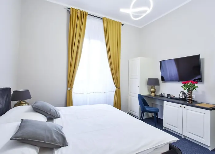 Pensión Castle & Wellness