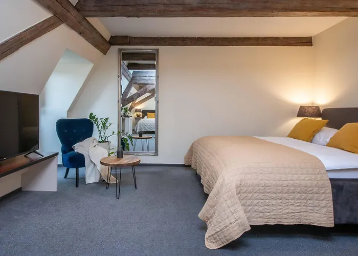 Pensión Castle & Wellness 4*